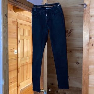 Levi black jegging/leggings